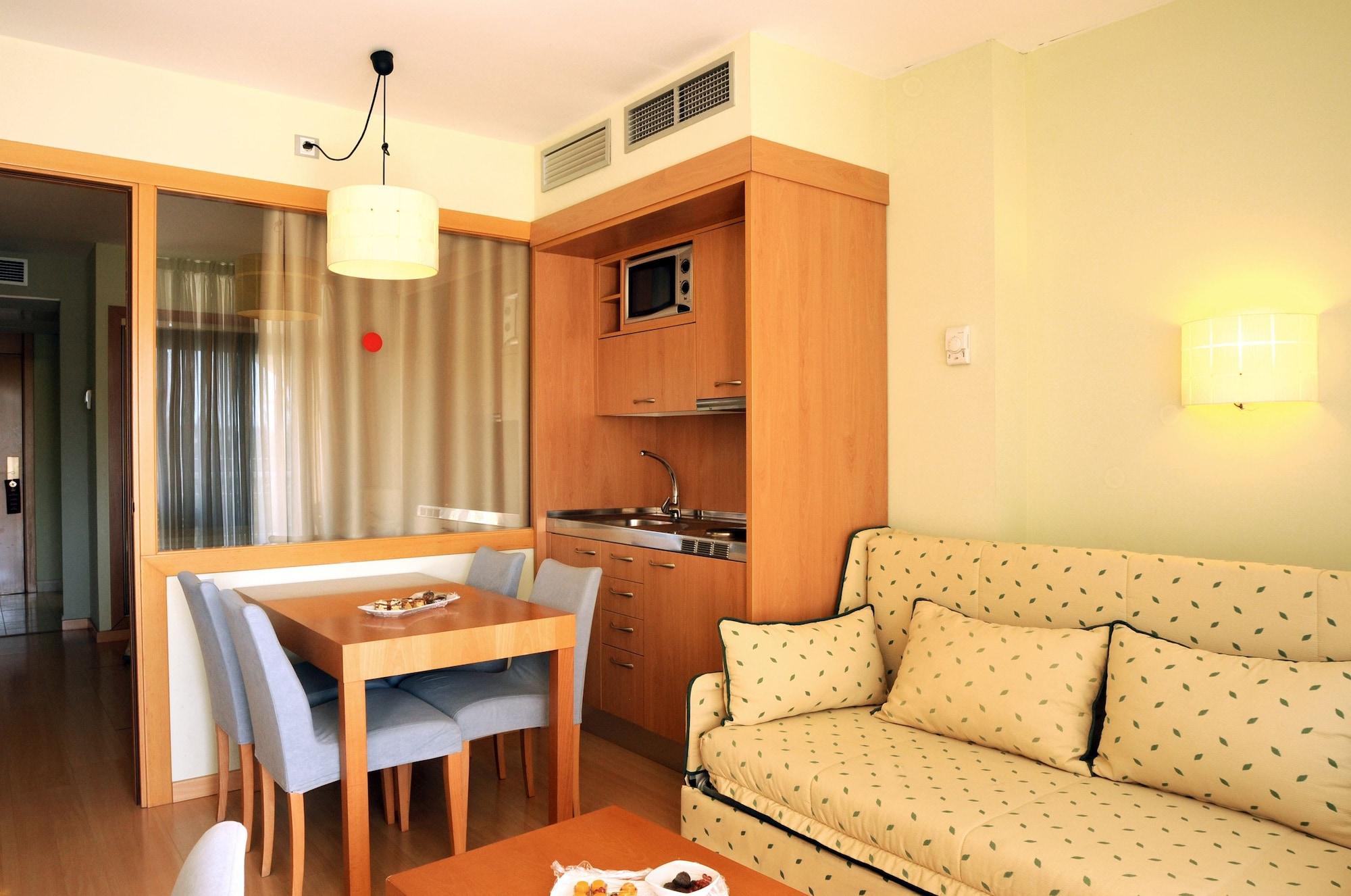 Evenia Olympic Suites Lloret de Mar Buitenkant foto