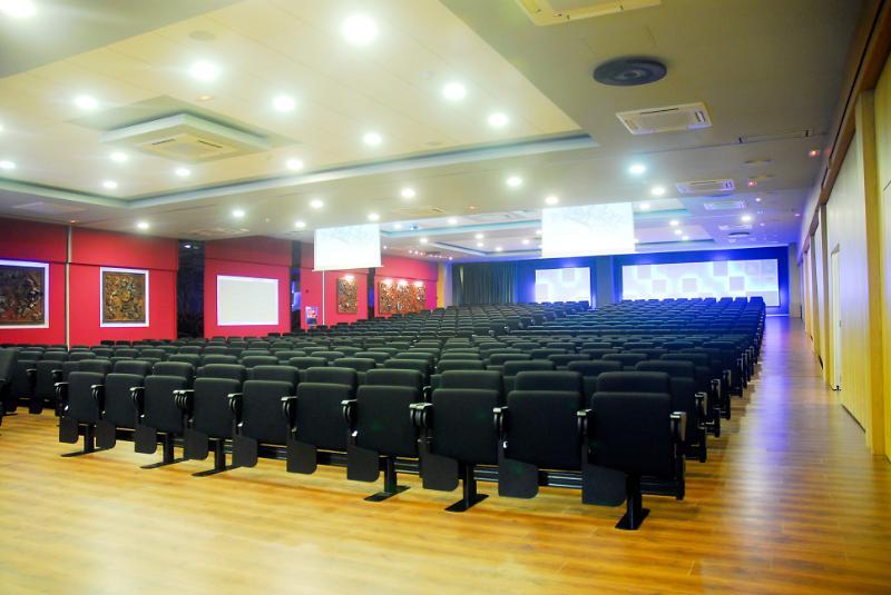 Evenia Olympic Suites Lloret de Mar Buitenkant foto