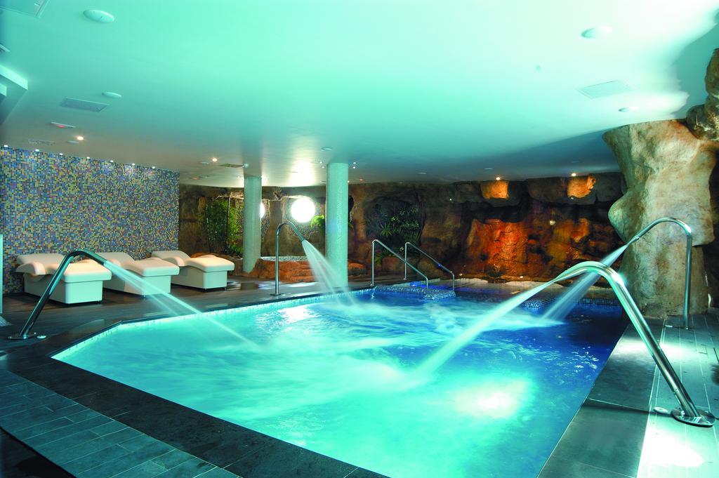Evenia Olympic Suites Lloret de Mar Buitenkant foto